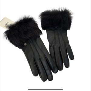 UGG Genuine Shearling Fur Trim Leather Gloves Size Small Black NWT